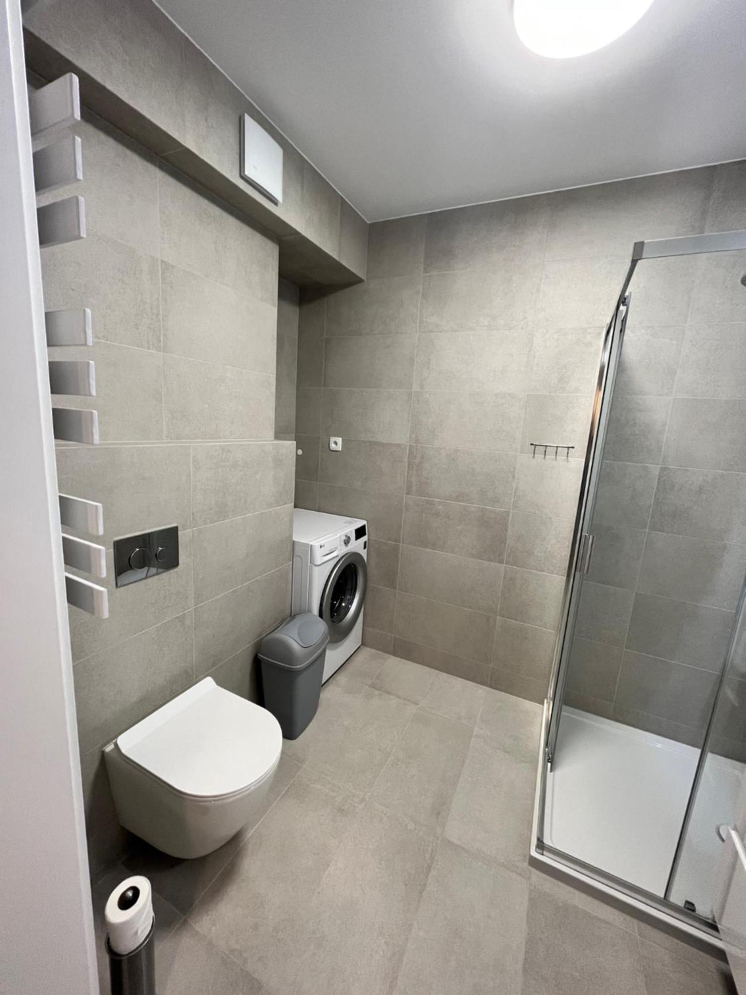 קילצה Apartament Julia 1-4 Os Starowapiennikowa 42A Z Balkonem Ze Sniadaniem Kontynentalnym מראה חיצוני תמונה
